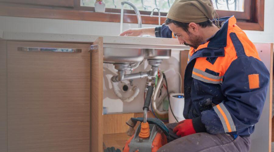 Professional Leak Detection in Mount Auburn, IA